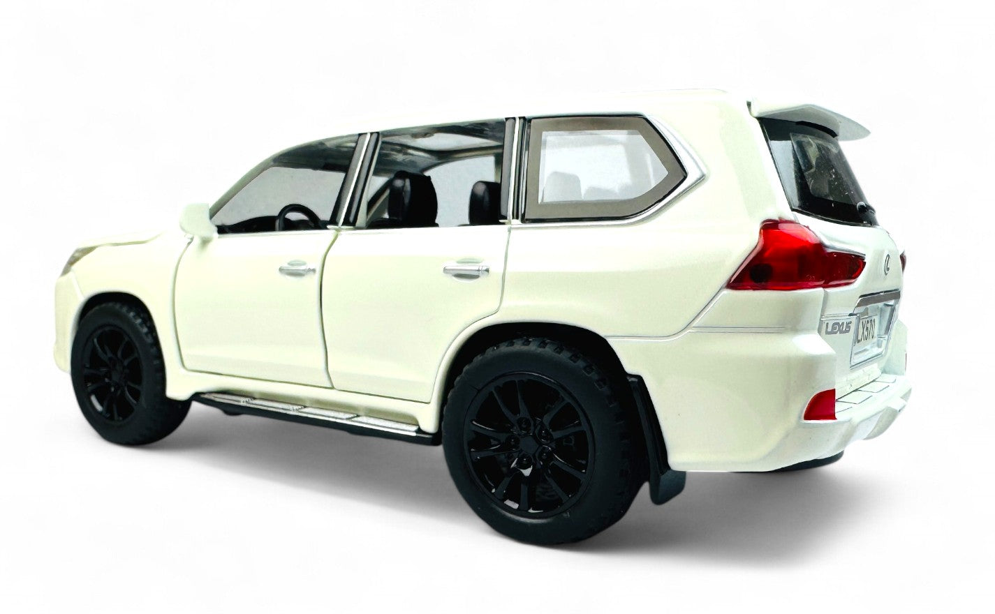 Lexus LX 570 1:24 diecast scale model car collectible