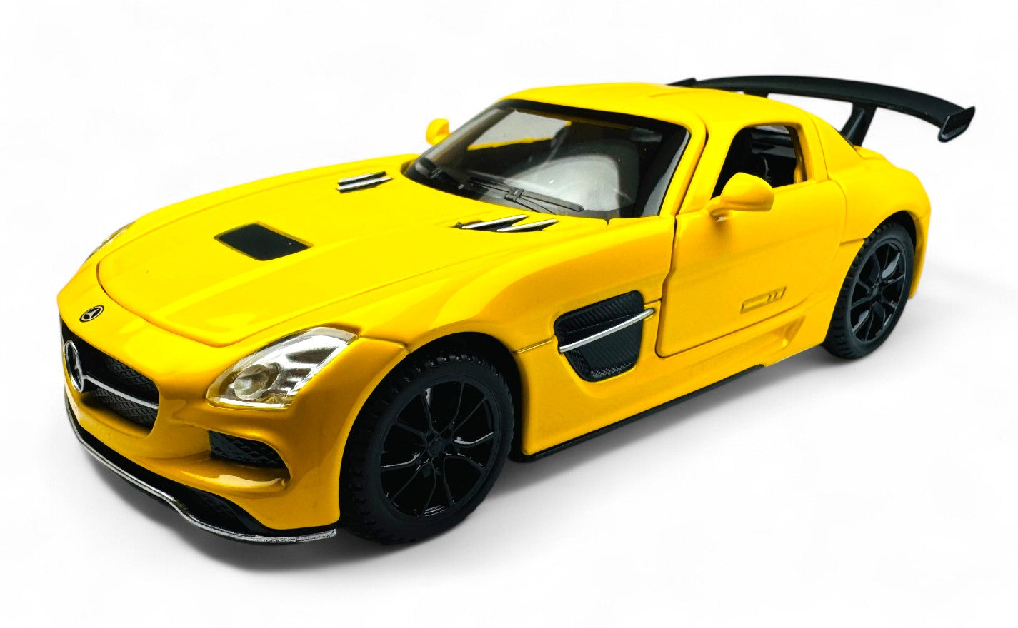 Mercedes-Benz SLS AMG 1:24  diecast scale model car collectible