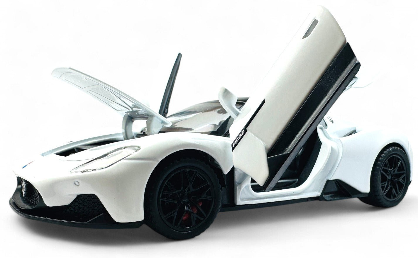 Maserati MC20 Coupe 1:24  diecast scale model car collectible