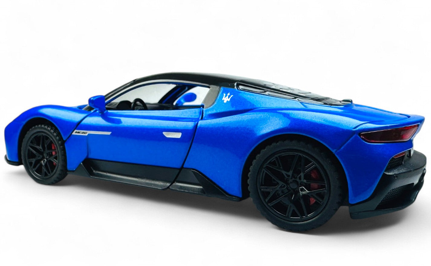 Maserati MC20 Coupe 1:24  diecast scale model car collectible