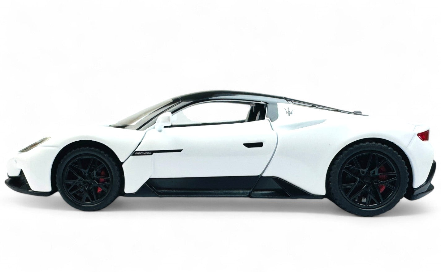 Maserati MC20 Coupe 1:24  diecast scale model car collectible