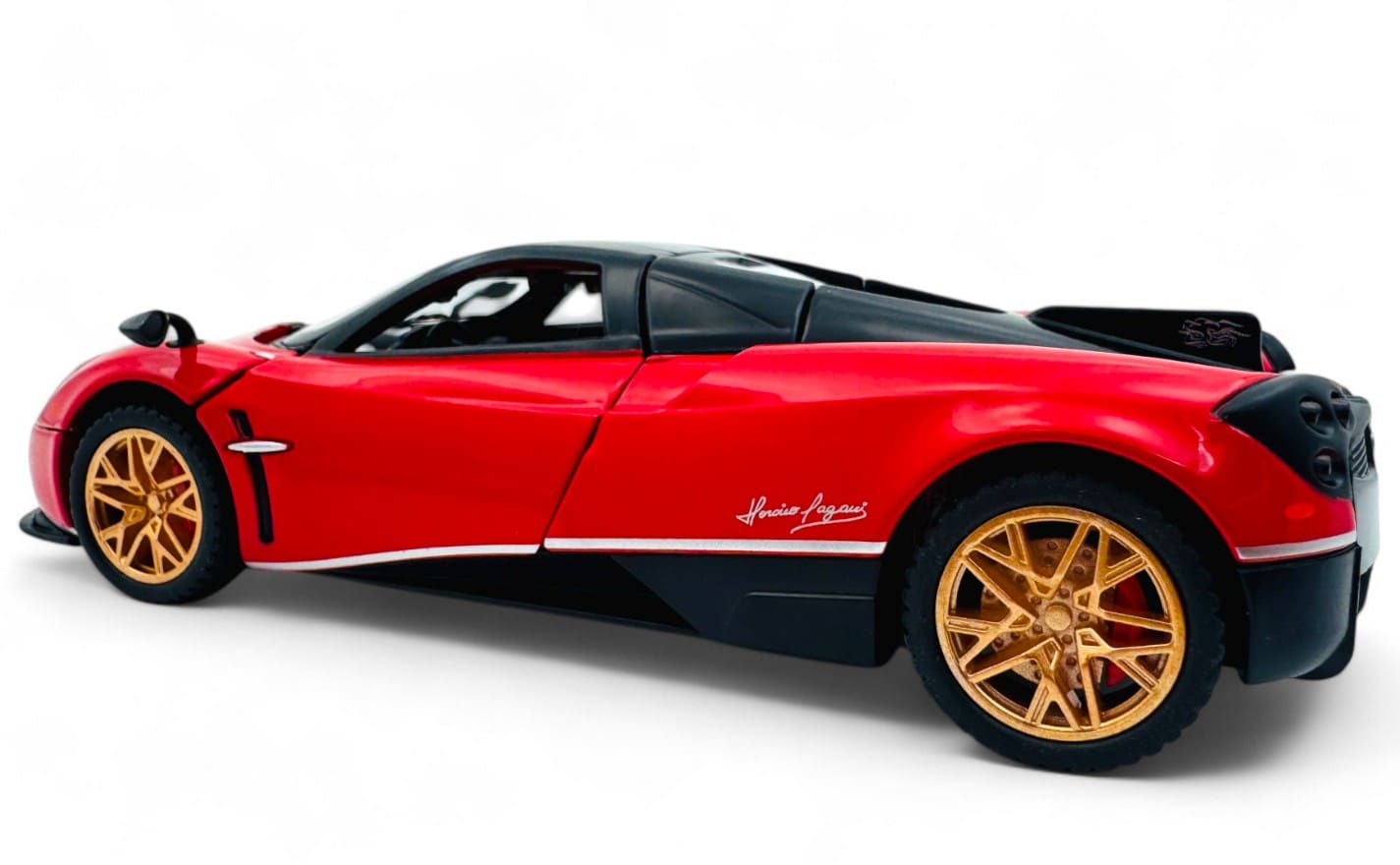 Pagani Huayra Dinastia 1:24  diecast scale model car collectible | Assorted Colors