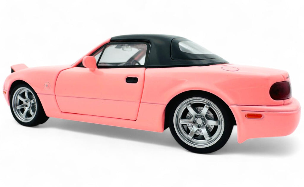 Mazda MX-5 Miata 1990 Convertible 1:24  diecast scale model car collectible