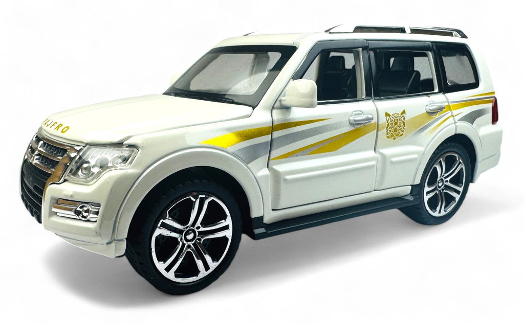 Mitsubishi Pajero 1:24 diecast scale model car collectible