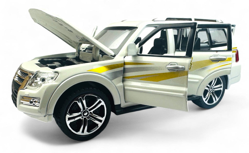 Mitsubishi Pajero 1:24 diecast scale model car collectible
