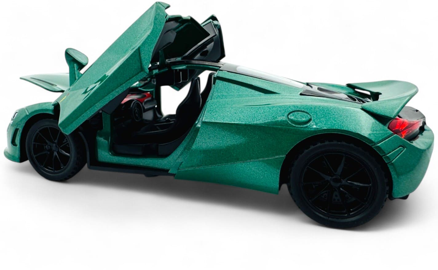 Mclaren 720s 1:24 diecast scale model car collectible | Assorted Colors