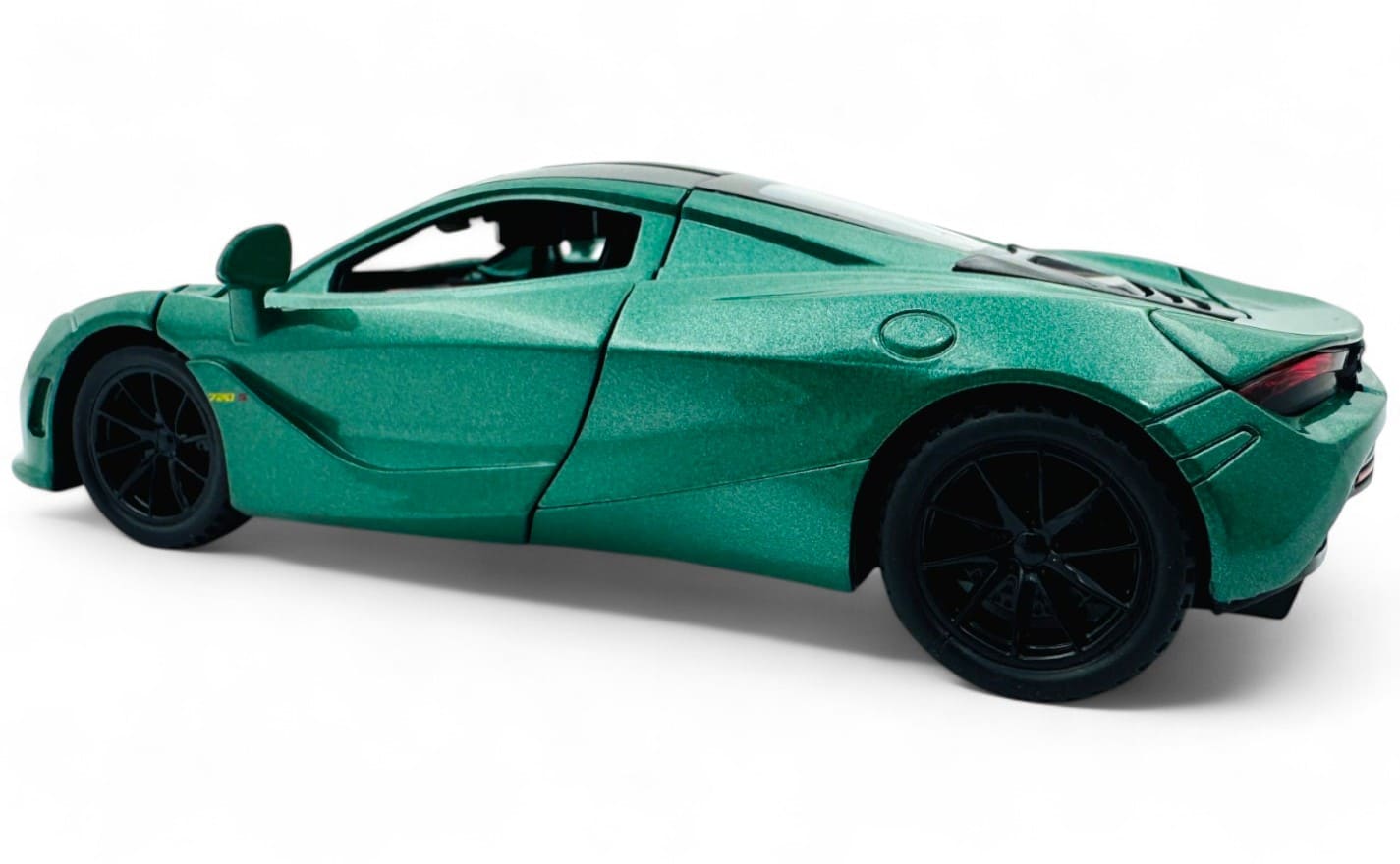 Mclaren 720s 1:24 diecast scale model car collectible | Assorted Colors