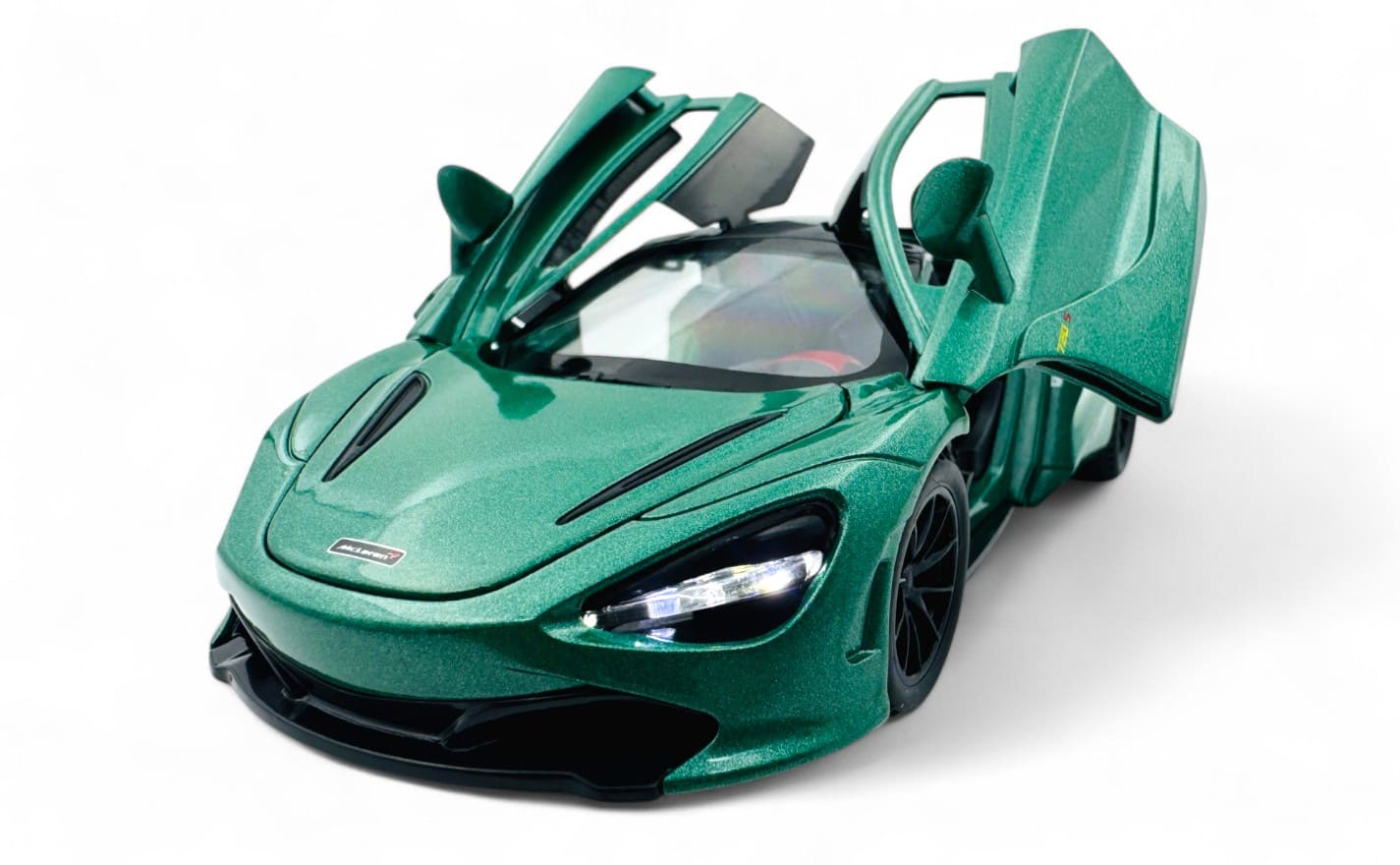 Mclaren 720s 1:24 diecast scale model car collectible | Assorted Colors