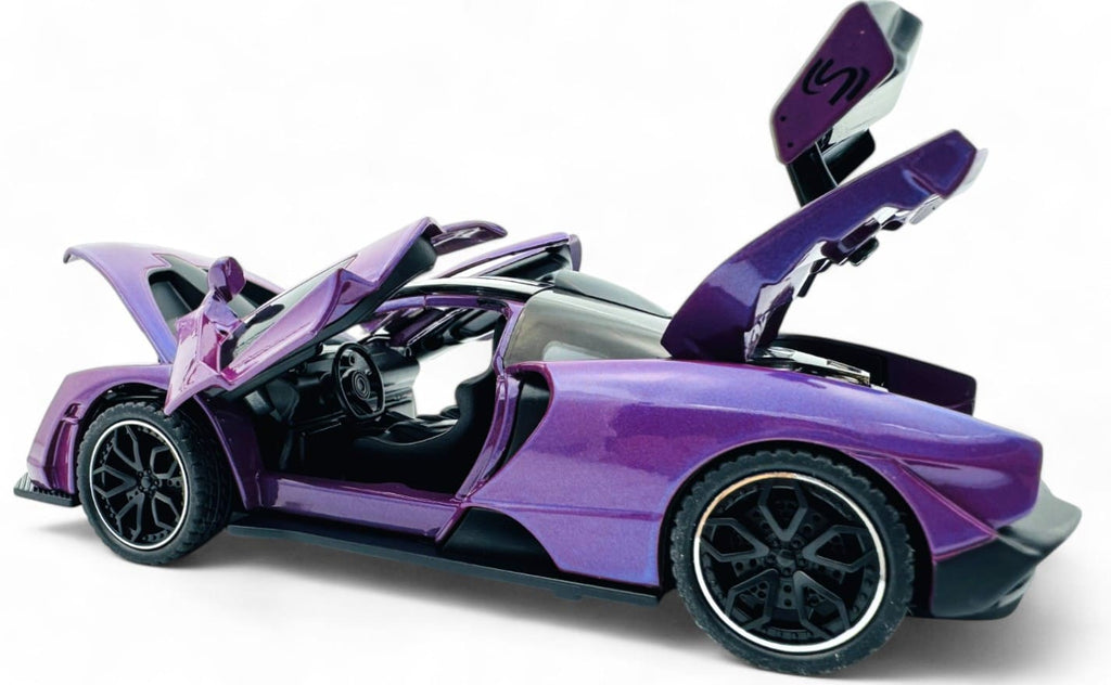 McLaren Senna Supercar 1:24  diecast scale model car collectible