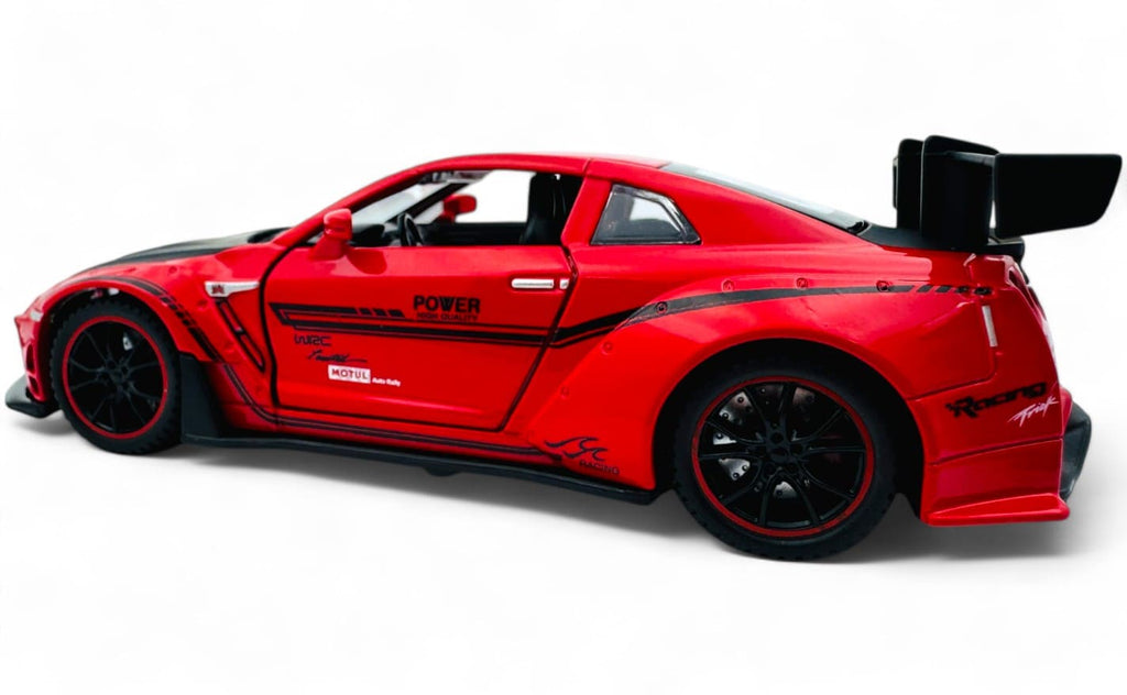 Nissan GTR 1:24 diecast scale model car collectible