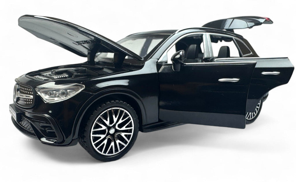 Mercedes-Benz GLC 1:24 diecast scale model car collectible