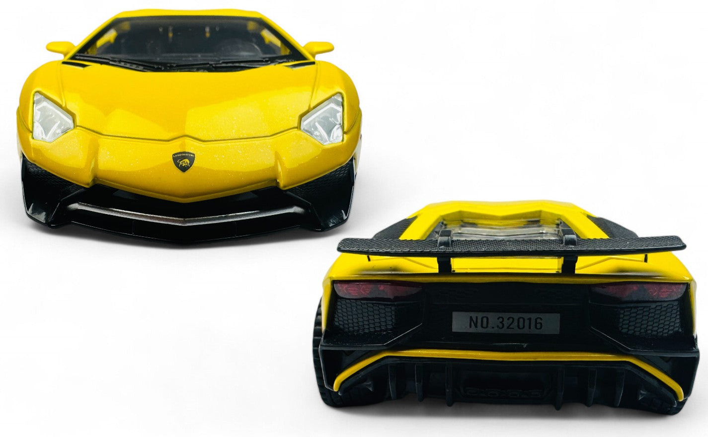 Lamborghini Aventador SVJ 1:24 diecast scale model car collectible