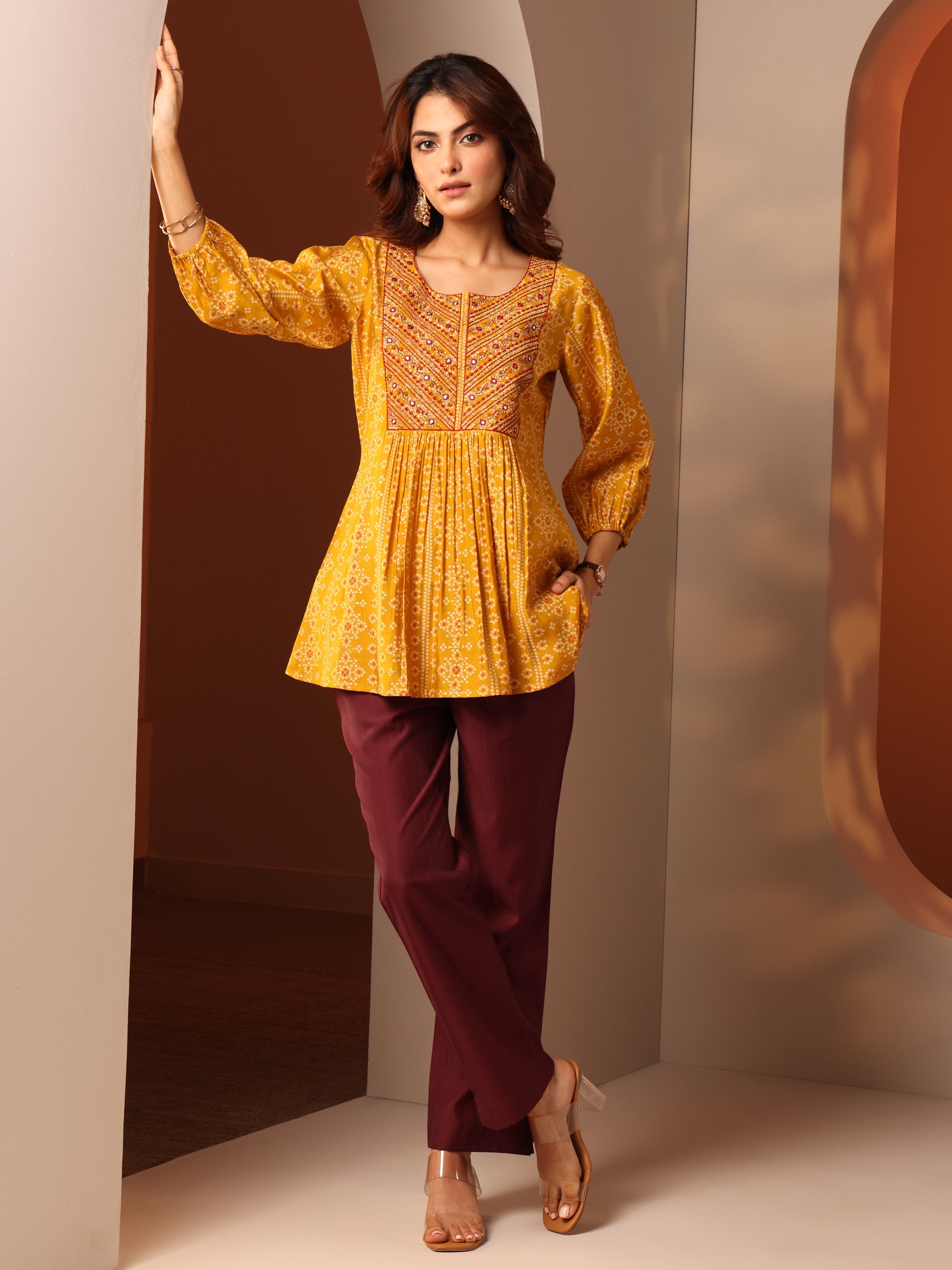 Maroon Solid Silk Blend Trouser