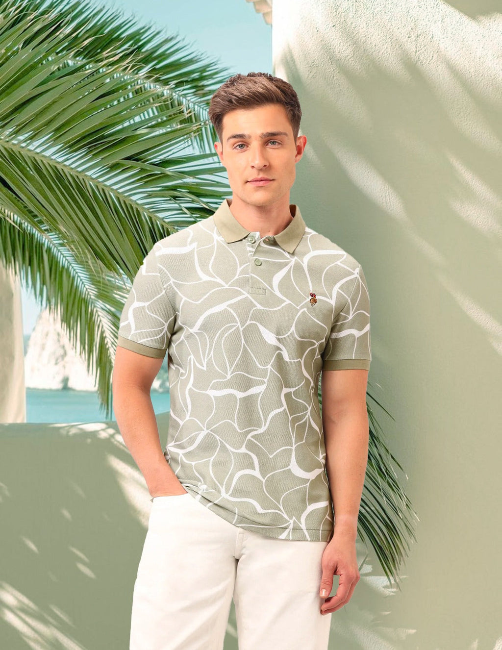 Muscle Fit Outdoor Polo Shirt