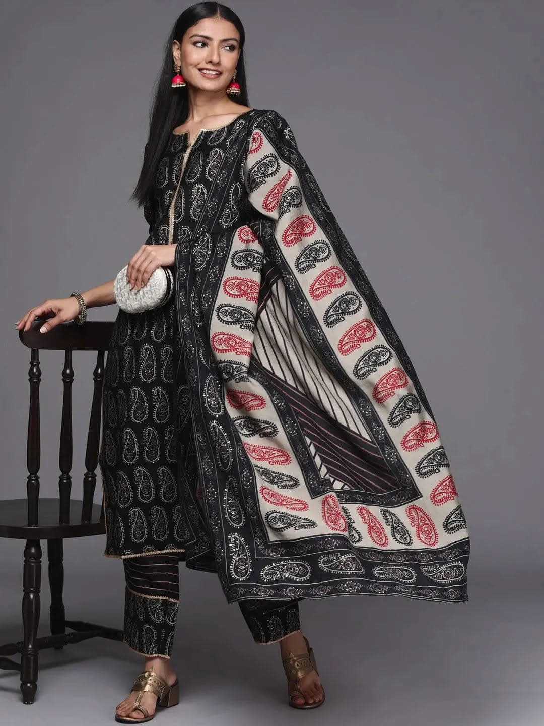 Black Printed Silk Blend Straight Kurta With Dupatta