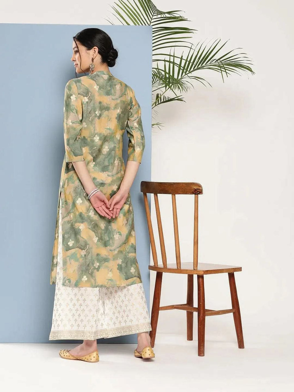 Green Printed Silk Straight Kurta - Libas
