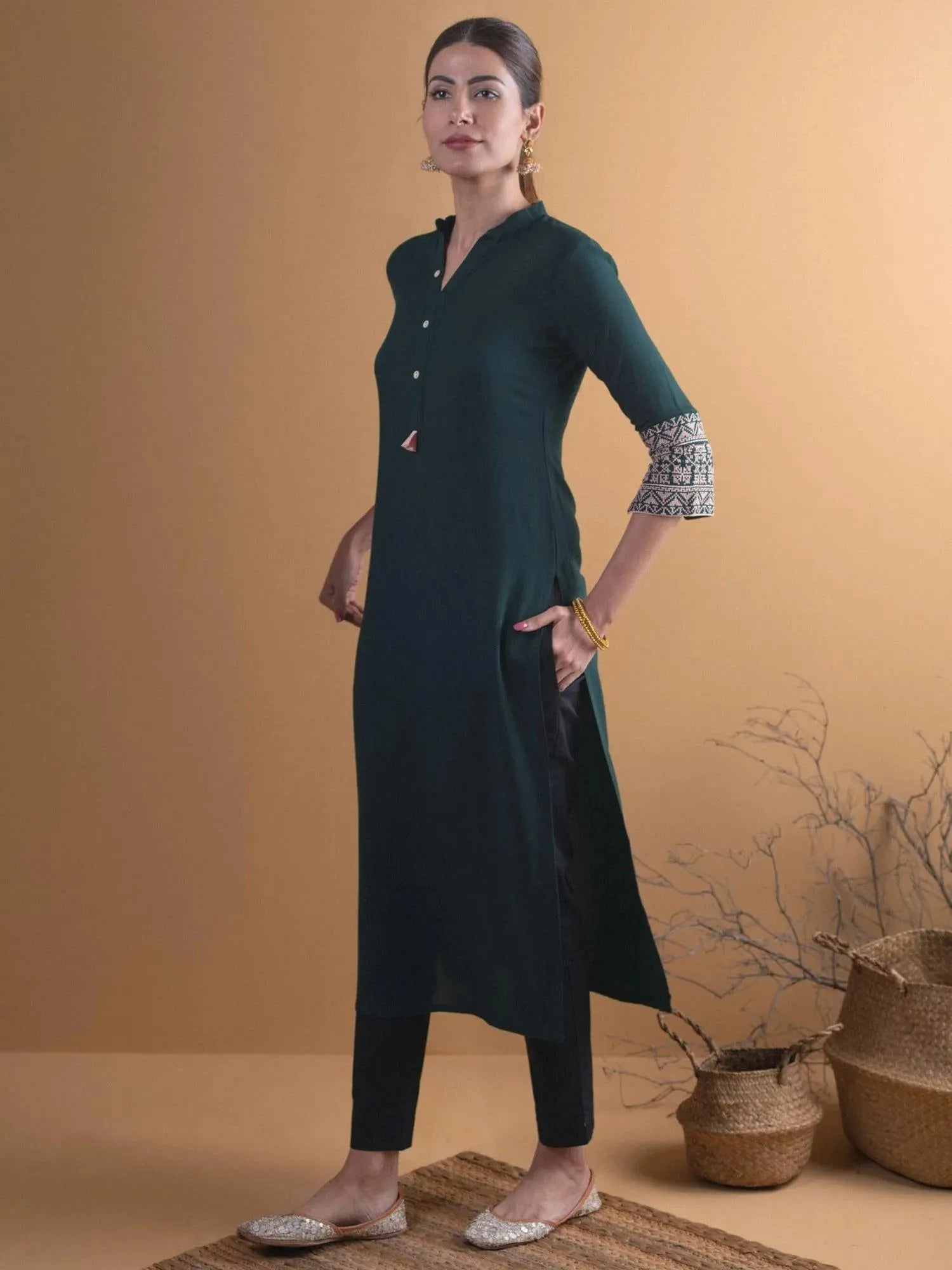 Green Solid Rayon Kurta - Libas