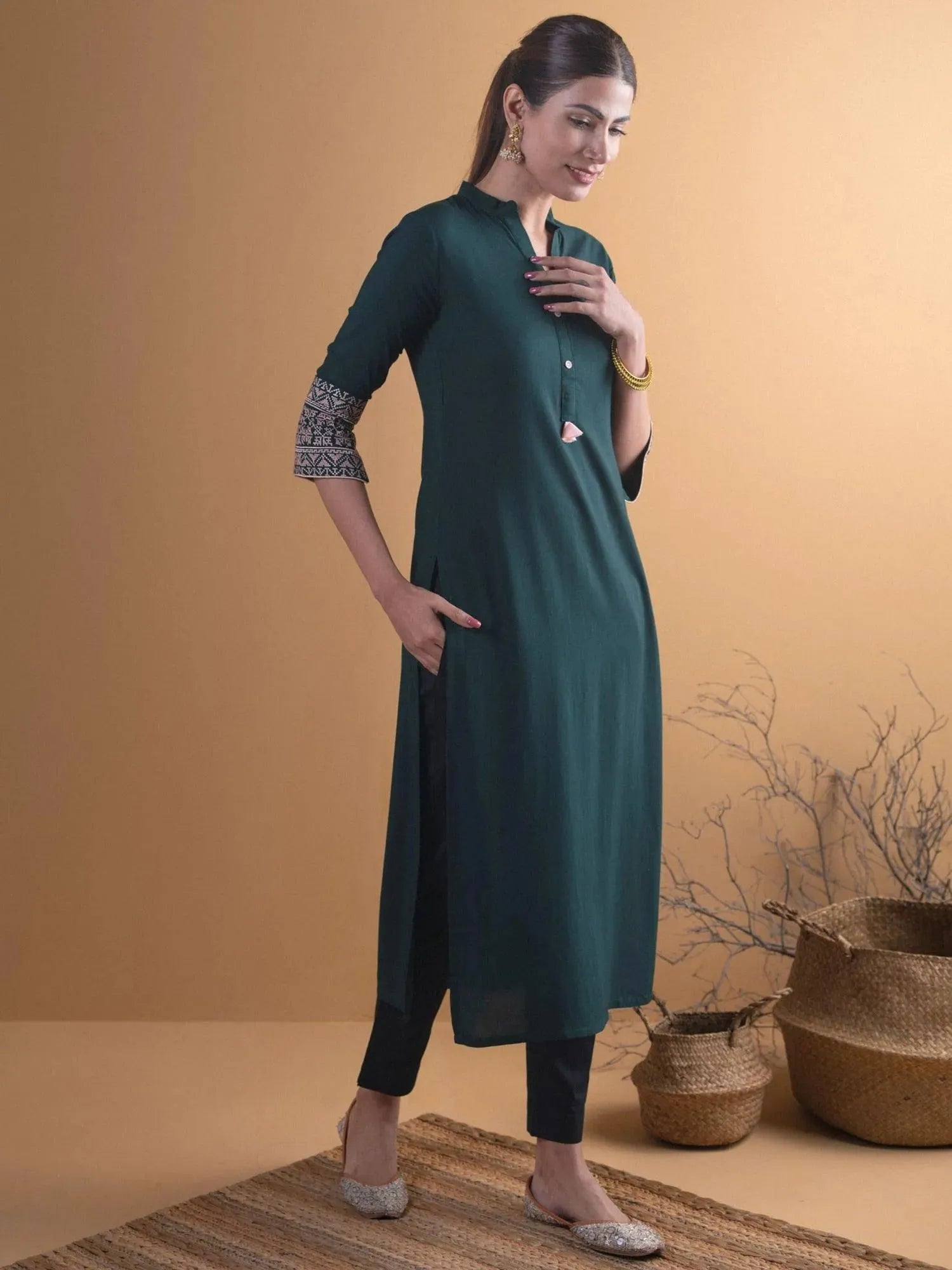 Green Solid Rayon Kurta - Libas