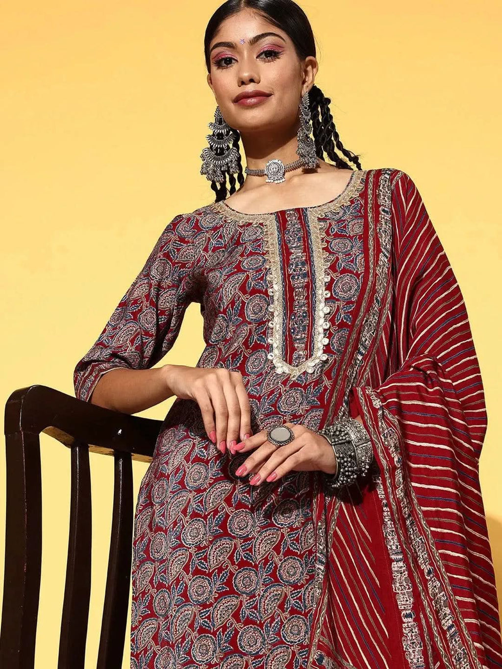 Maroon Printed Silk Blend Straight Kurta With Dupatta