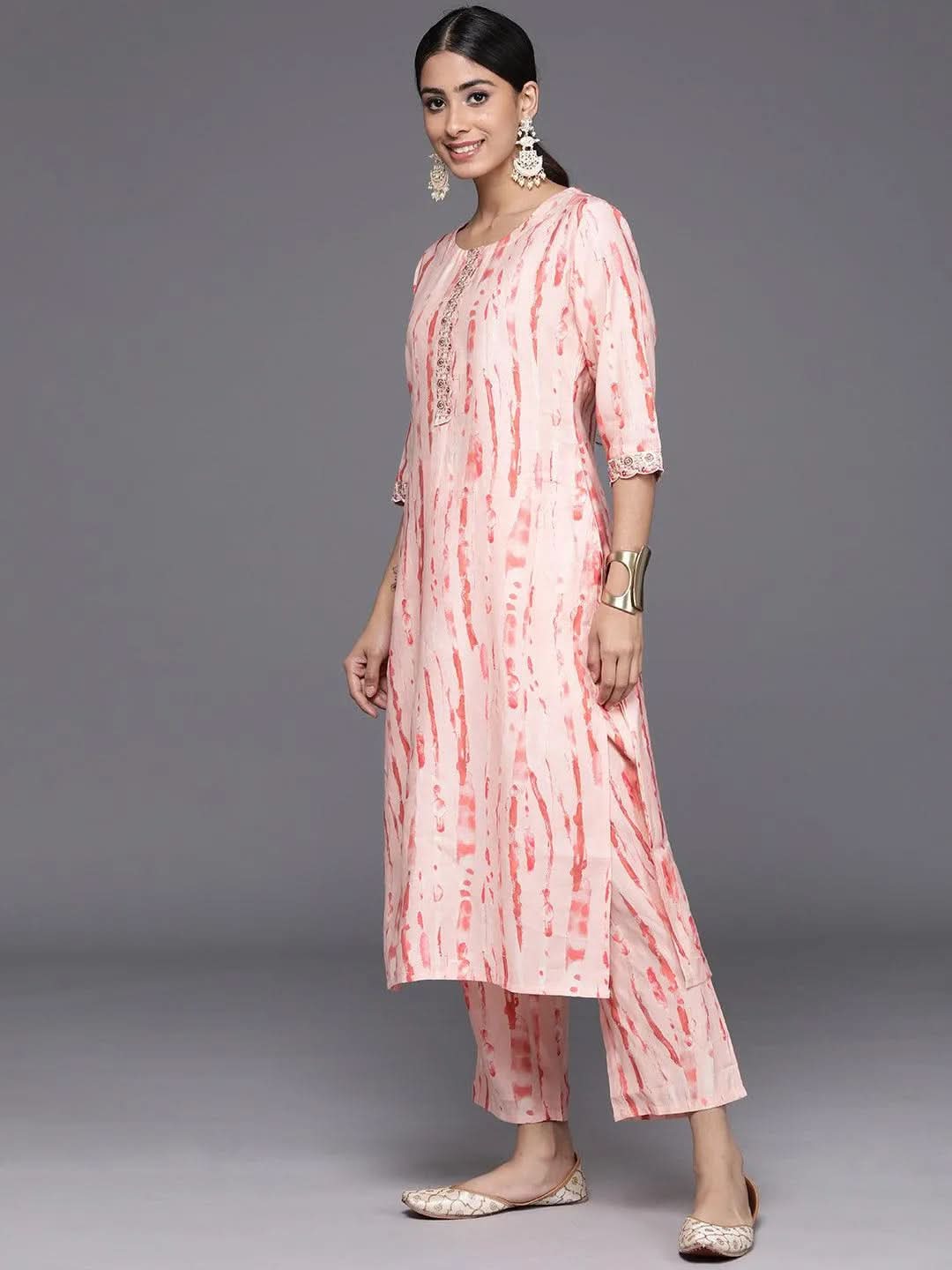 Peach Printed Silk Blend Straight Kurta With Trousers & Dupatta