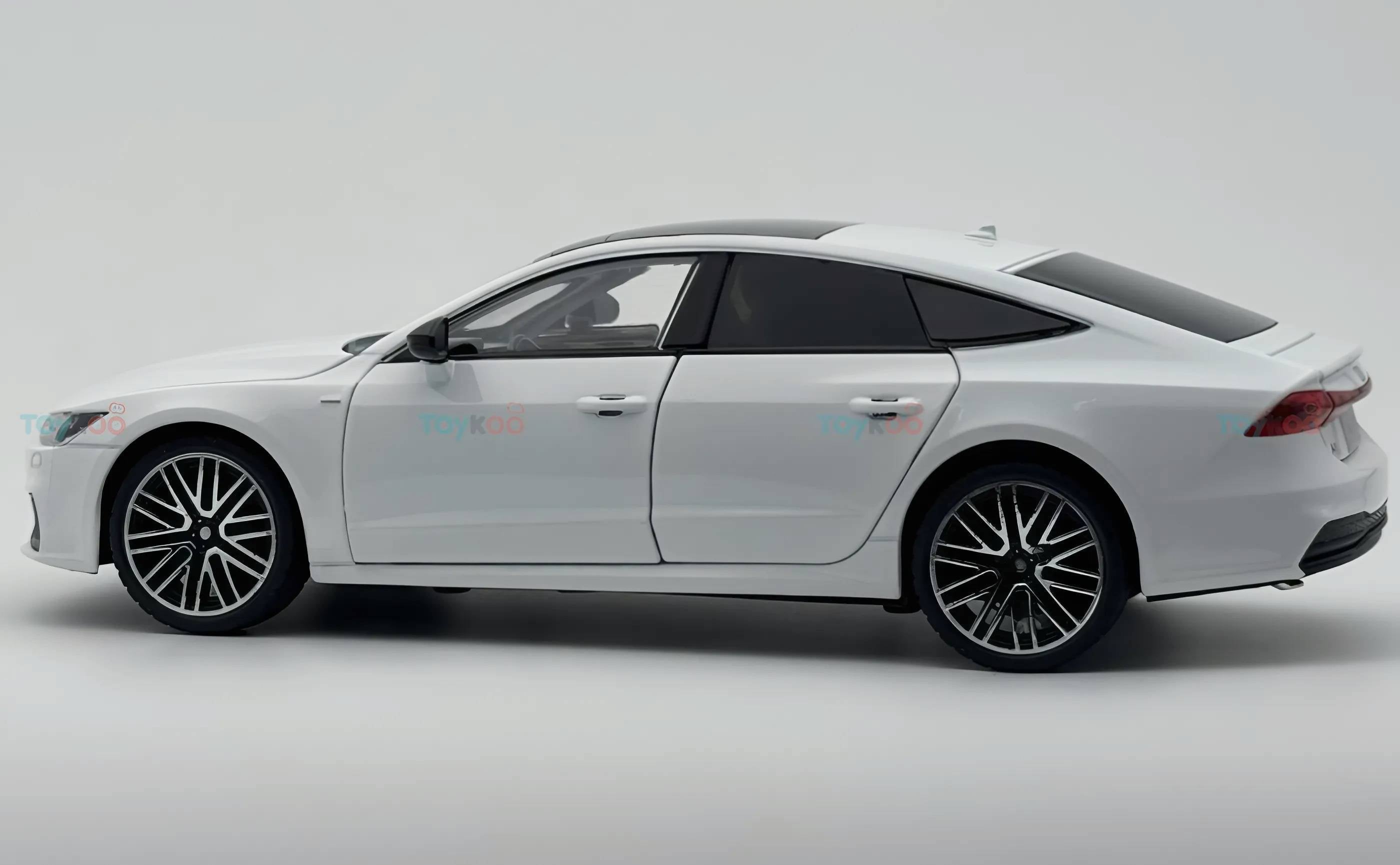 Audi A7 Sportline 1:18 diecast Scale Model collectible - Big Size