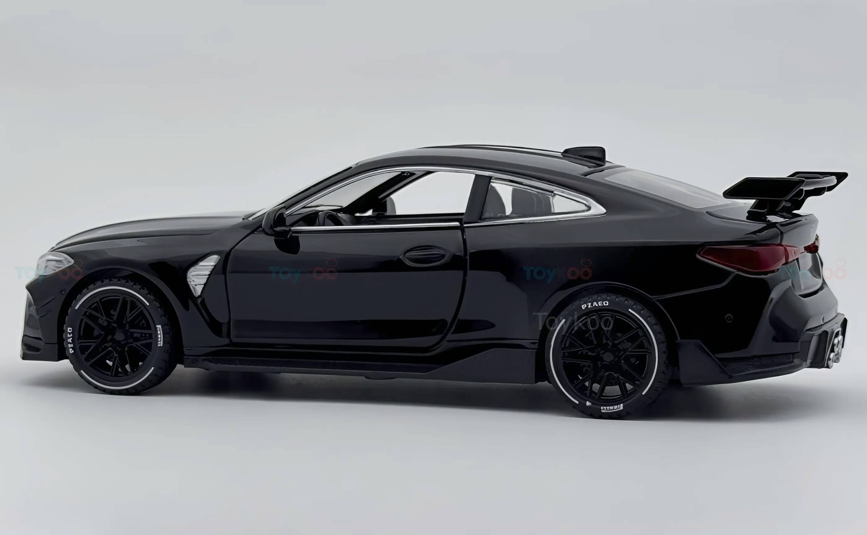 BMW M4 G82 Coupe 1:24 diecast scale model car miniature