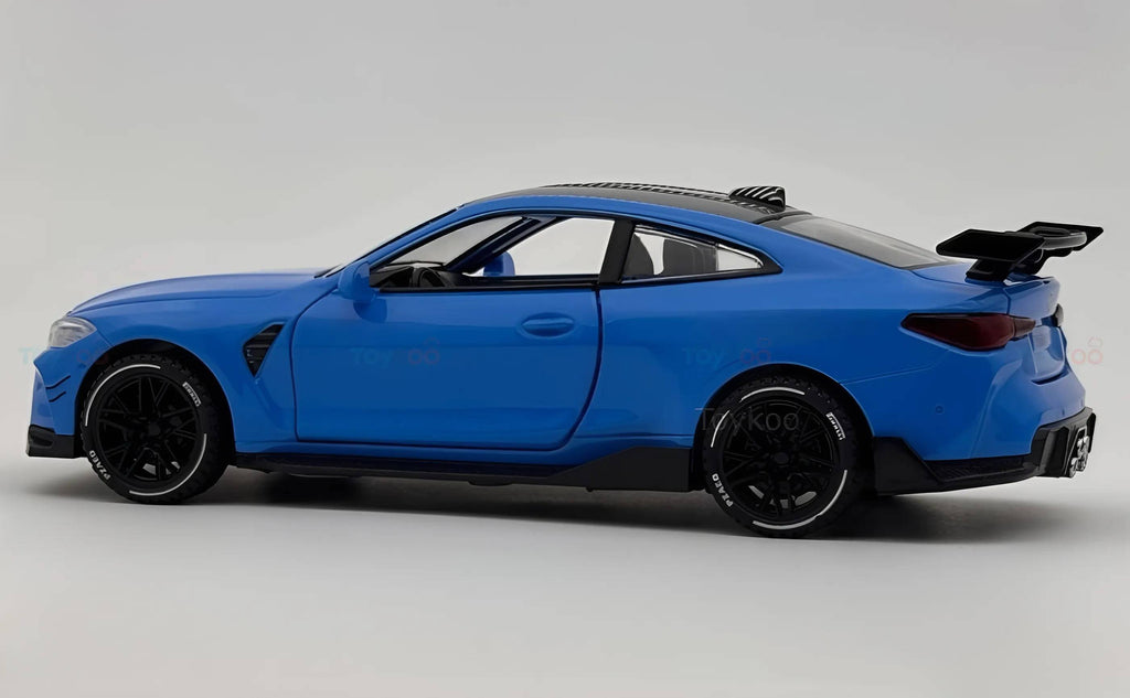 BMW M4 G82 Coupe 1:24 diecast scale model car miniature